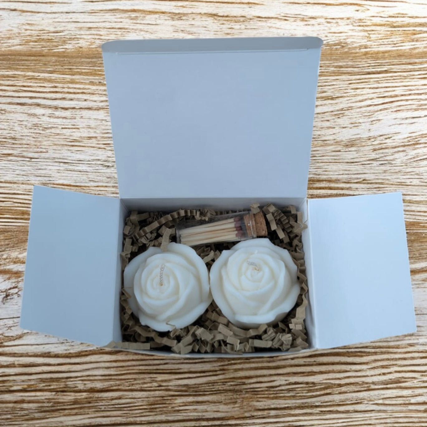 Roses - Pillar Candle Gift Set