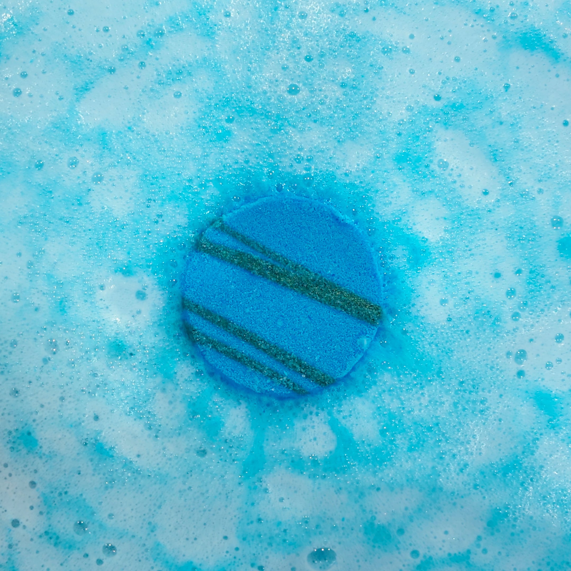 Rocksalt & Driftwood - Bath Bomb